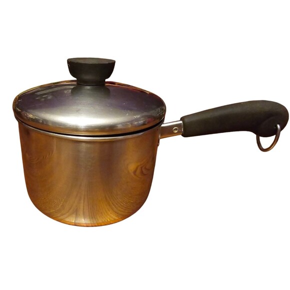 Revere Ware 1 1/2 Qt Saucepan Stainless Steel Copper Bottom minor flaw on Lid - Picture 2 of 8